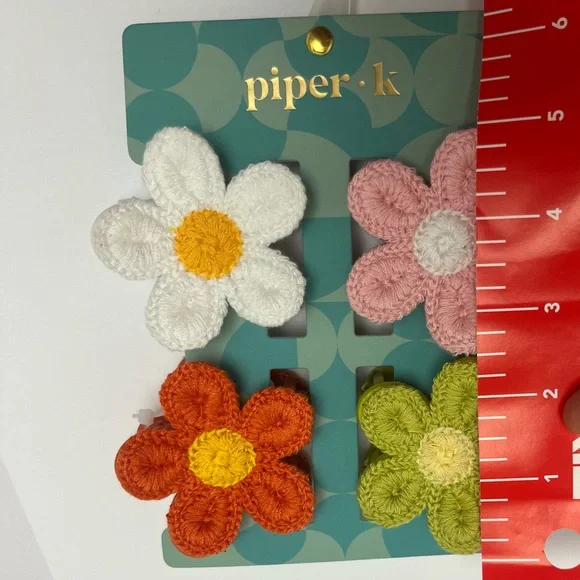 NWT 💚🧡🩷 Piper K Hair Claw Clips set of 4 flowers knitted crochet - Picture 9 of 14